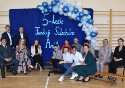 Uczestnicy oraz goście Fundacji podczas obchodów jubileuszu.