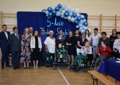 Zarząd Fundacji Szlachetne Anioły podczas uroczystości jubileuszowej.